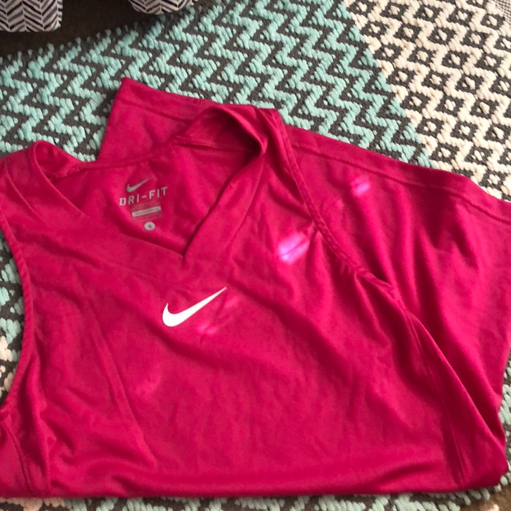 nike workout tank